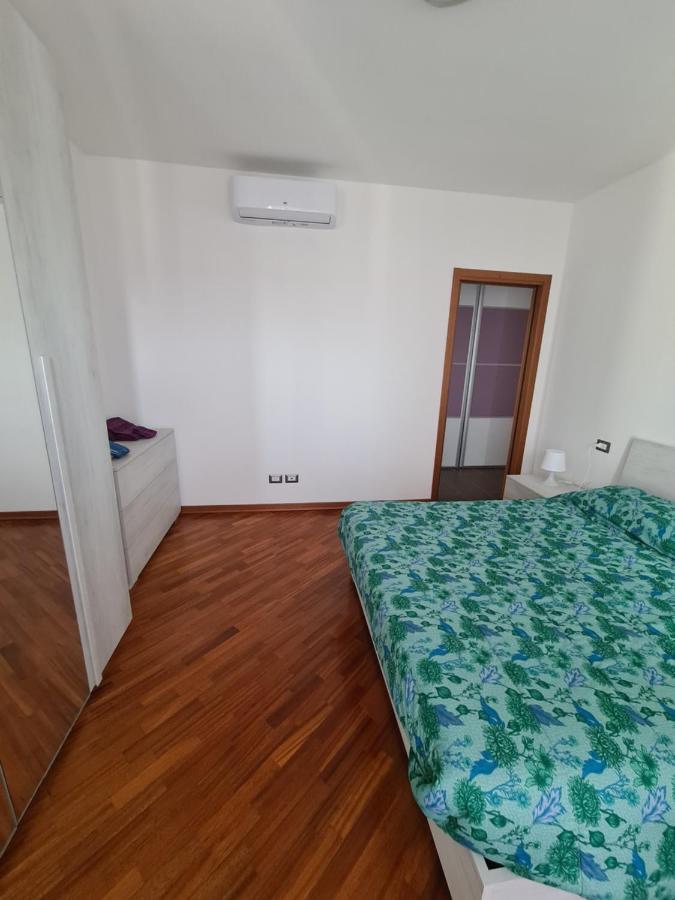 Milano Santa Giulia Business Apartment - Olimpiadi 26 Milão Exterior foto